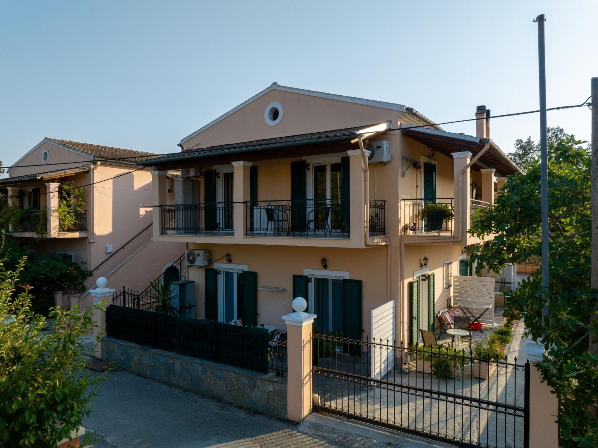 Xenia'S Apartments In Alepou Corfu  Exterior photo